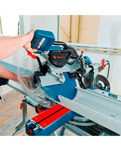 Пила торцювальна Bosch GCM 12 SDE Professional 