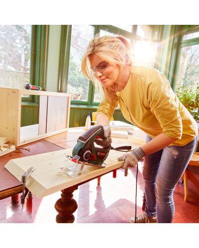 Лобзик Bosch AdvancedCut 50 в кейсі