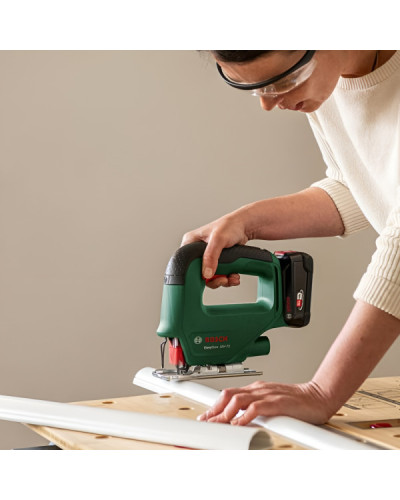 Акумуляторний лобзик Bosch Easy Saw 18V-70, без акб та з/п
