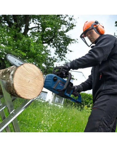 Акумуляторна ланцюгова пила Bosch Professional GKE 18V-40, без акб та з/п