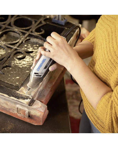 Багатофункціональний інструмент Dremel 4250 Platinum+ з 6 насадками і 128 аксесуарами, в кейсі