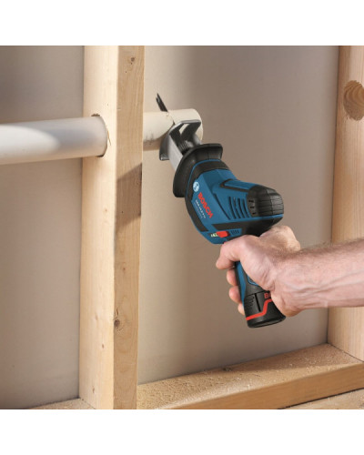 Акумуляторна шабельна пила Bosch GSA 12V-14 Professional з 1 акб GBA 12V 2 Ah, з/п GAL 12V-40 і 2 полотнами Акумуляторна шабельна пила Bosch GSA 12V-14 Professional з 1 акб GBA 12V 2 Ah, з/п GAL 12V-40 і 2 полотнами