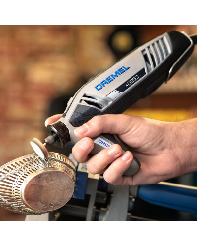 Багатофункціональний інструмент Dremel 4250, 45 насадок, 3 приставки