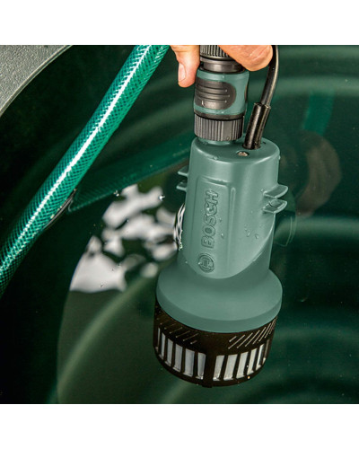 Акумуляторний насос Bosch GardenPump 18V-2000