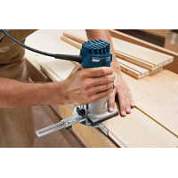 Фрезер BOSCH GKF 600 Professional 060160A100
