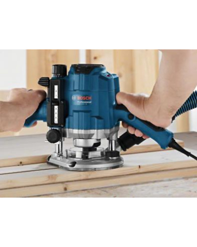 Фрезер BOSCH GOF 1250 CE Professional 0601626000