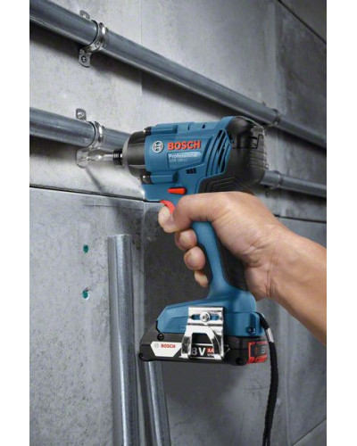 Акумуляторний ударний гайковерт Bosch GDR 180-LI Professional, 2 акб GBA 18V 3.0Ah, з/п AL 1820 CV