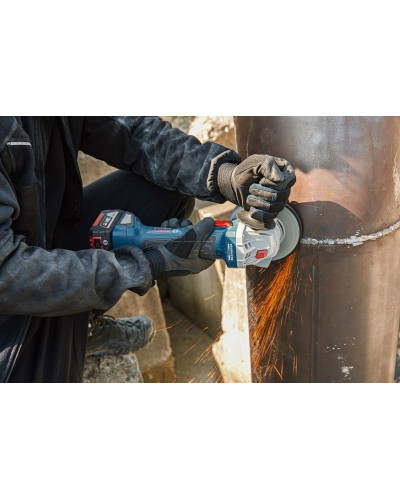Акумуляторна кутова шліфувальна машина Bosch GWS 180 LI Professional, 2 акб 4 Ah, з/п, кейс