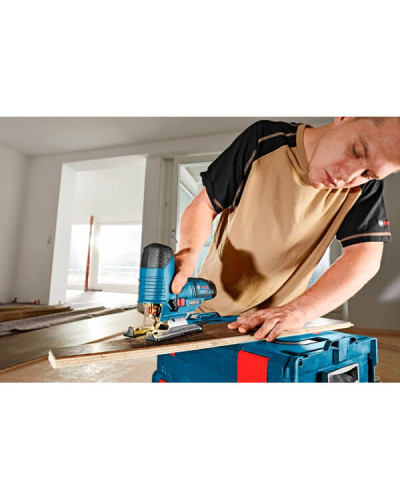 Акумуляторний лобзик Bosch Professional GST 12V-70, з 1 акб GBA 12V 2 Ah та з/в GAL 12V-40